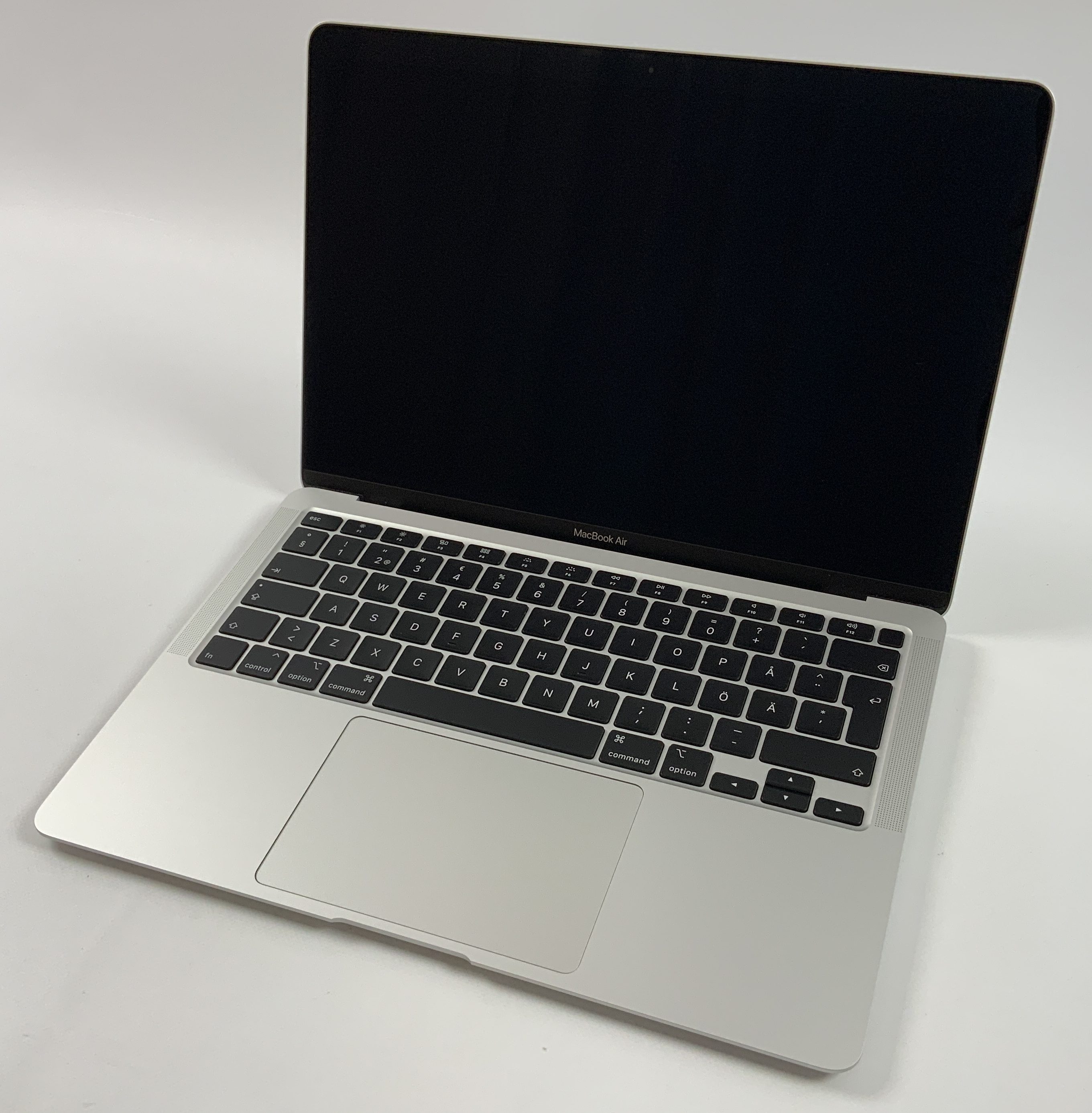 MacBook Air 13" Intel Core i3 1.1 GHz / 8 GB RAM / 256 GB SSD / Silver ...